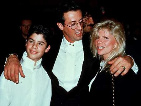 Sasha Czack com seu ex-marido, Sylverster Stallone e seu filho Kate, Sage Stallone
