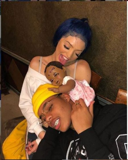 Woah Vicky est sortie avec son ex-petit ami Virgin jj