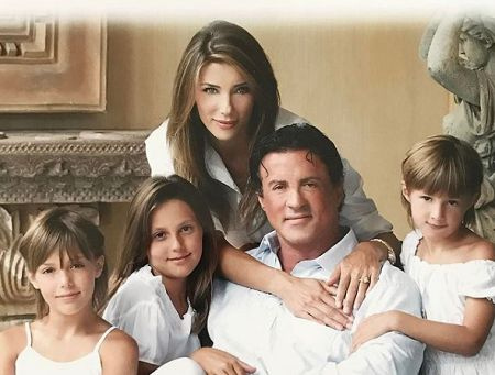 Jennifer Flavin filhos