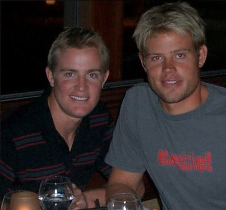   Bei zwei Gelegenheiten hat Trevor Donovan das Bild seines Bruders Jake Donovan enthüllt.