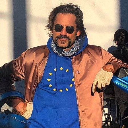 Enrique Murciano é um milionário