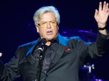   Tater Salad, comico di Drunk In Public Ron White, anche l'ex marito di Barbara Dobbs.