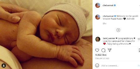 Chelsea Tyler anuncia o nascimento de seu filho através de um post no Instagram