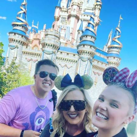 Jessalynn y sus hijos Jojo Siwa y Jayden Siwa