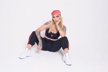   Skye Frank scheint momentan Single zu sein