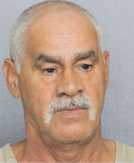   Bienvenido Pujols ha attualmente circa 60 anni