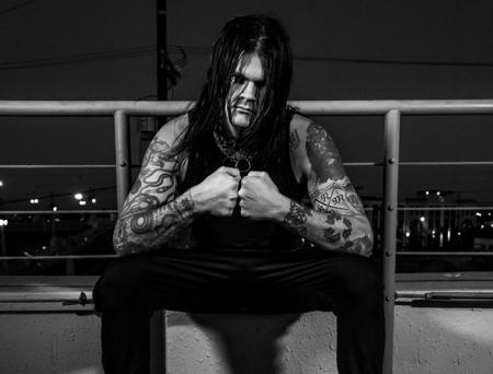 ¿Qué está haciendo Travis Bacon ahora?