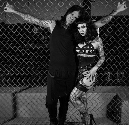 La novia de Travis Bacon