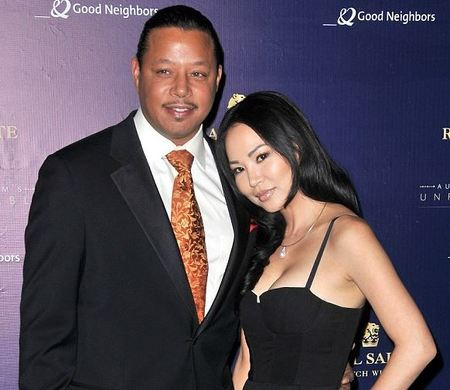 Semelhante a Lori McComas, Terrence se casou, se divorciou e voltou a noivar com Miranda Pak, sua atual parceira.