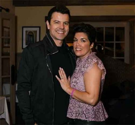 Knight com sua esposa Evelyn Melendez.