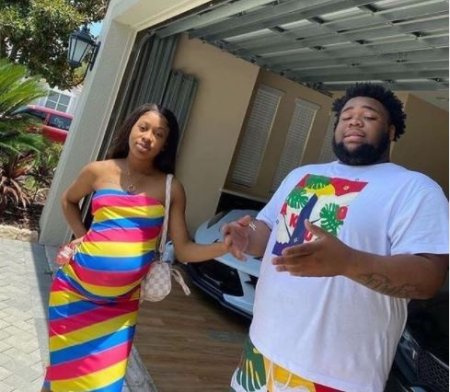   Rod es padre de dos hijas.