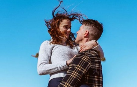   Steven Piet und seine zukünftige Ehefrau Joey King