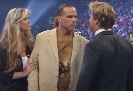   Chris golpeó a Shawn Michaels' wife. 