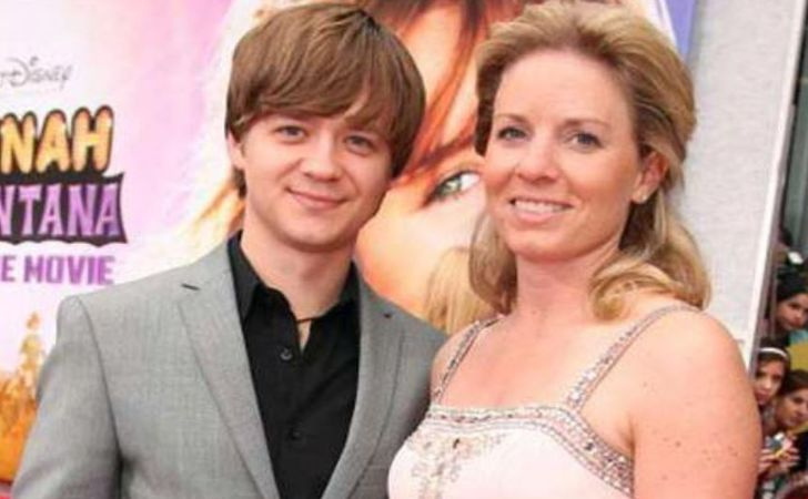   En la vida de Jennifer Earles, la ex esposa de Jason Earles: esposo, hijos