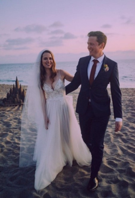 Bridgit Mendler Marido Griffin Inteligentemente