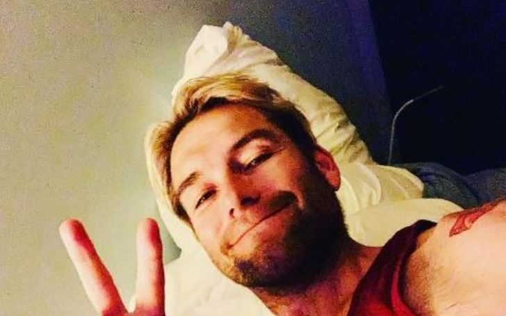   La confusion sur la relation d'Antony Starr avec Lucy Mclay? Femme ou petite amie ?