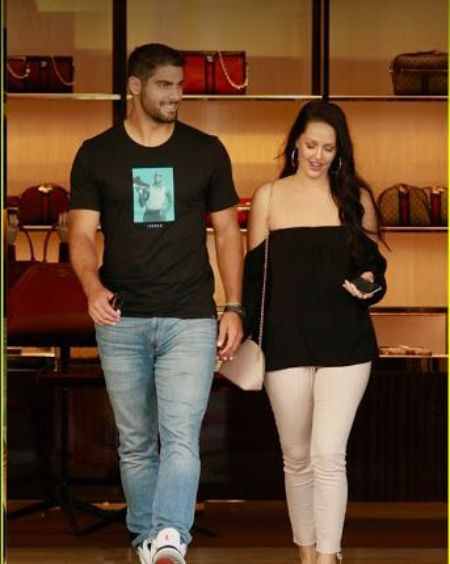 El mariscal de campo de los San Francisco 49ers Jimmy Garoppolo con su supuesta ex novia y nacida en Boston Alexandra King