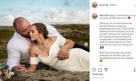 A esposa de Hafthor Bjornsson, Kelsey Henson, comemorou seu primeiro aniversário de casamento em 24 de agosto de 2019.