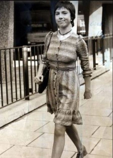 Petronella Barker é filha de Eric Barker, ator e atriz de comédia, Pearl Hackney, conhecido por programas de TV como Coronation Street, Are You Being Served?