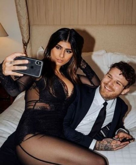 Ex-atriz pornô, Mia Khalifa com seu ex-marido Robert Sandberg