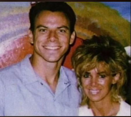 Tammi desarrolló una relación con Erik mientras lo visitaba en prisión.
