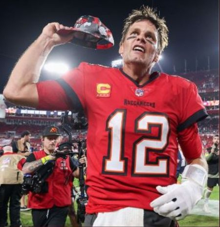 Le quart-arrière des Buccaneers de Tampa Bay et prétendument le nouveau partenaire de Veronika, Tom Brady