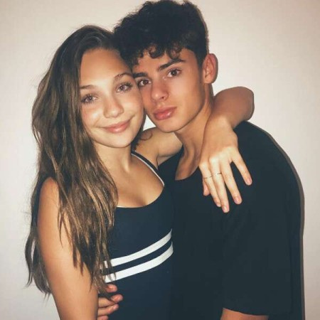 Maddie con Jack Kelly.