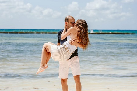 James Murray y Melyssa Davies