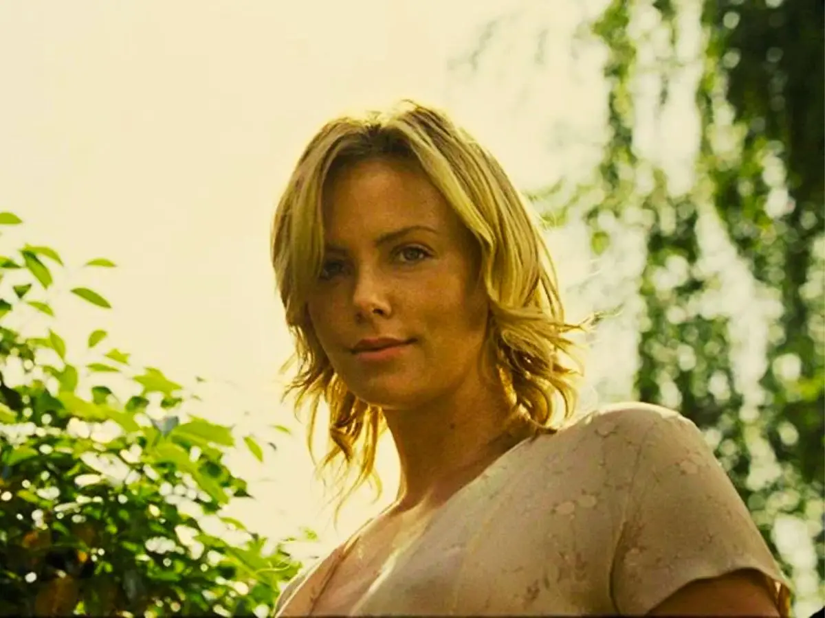 O papel que ele fez de Charlize Theron para canalizar seu interior Jack Nicholson