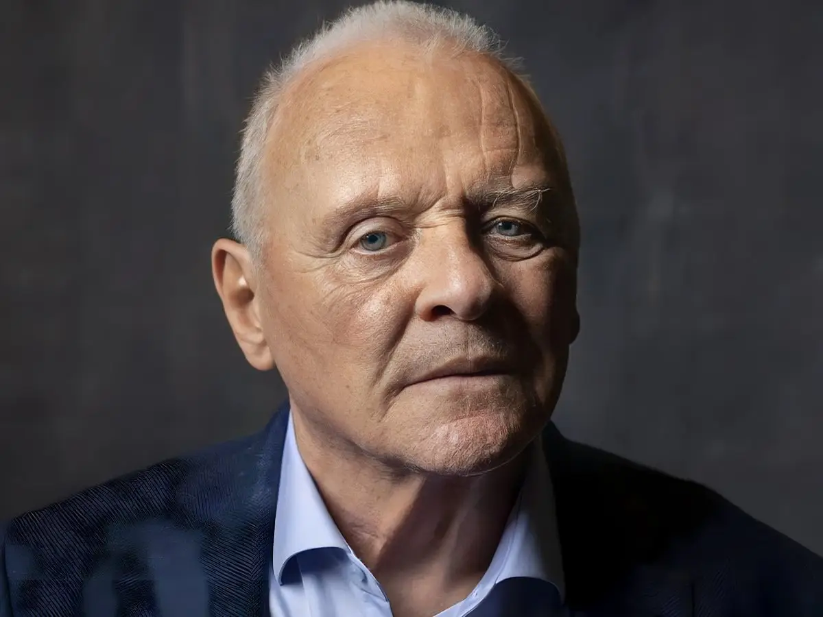 La estrella rebelde que interrumpió una de las actuaciones favoritas de Anthony Hopkins: tuvo sus problemas