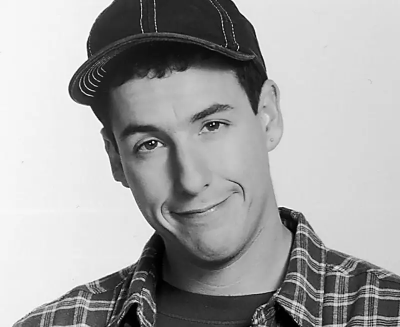 Adam Sandler é o gênio mais pouco compreendido de nossa geração?