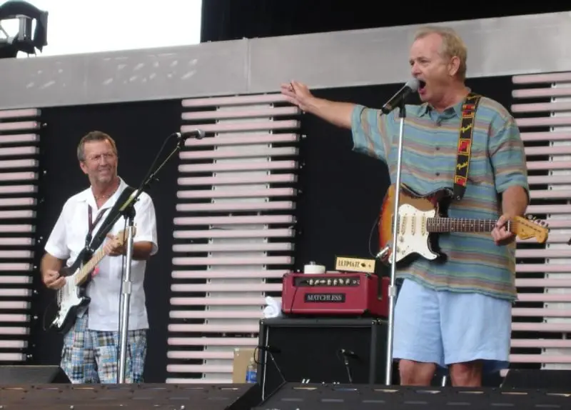 Mira a Bill Murray y Eric Clapton unir fuerzas para realizar el éxito de la década de 1960 Gloria