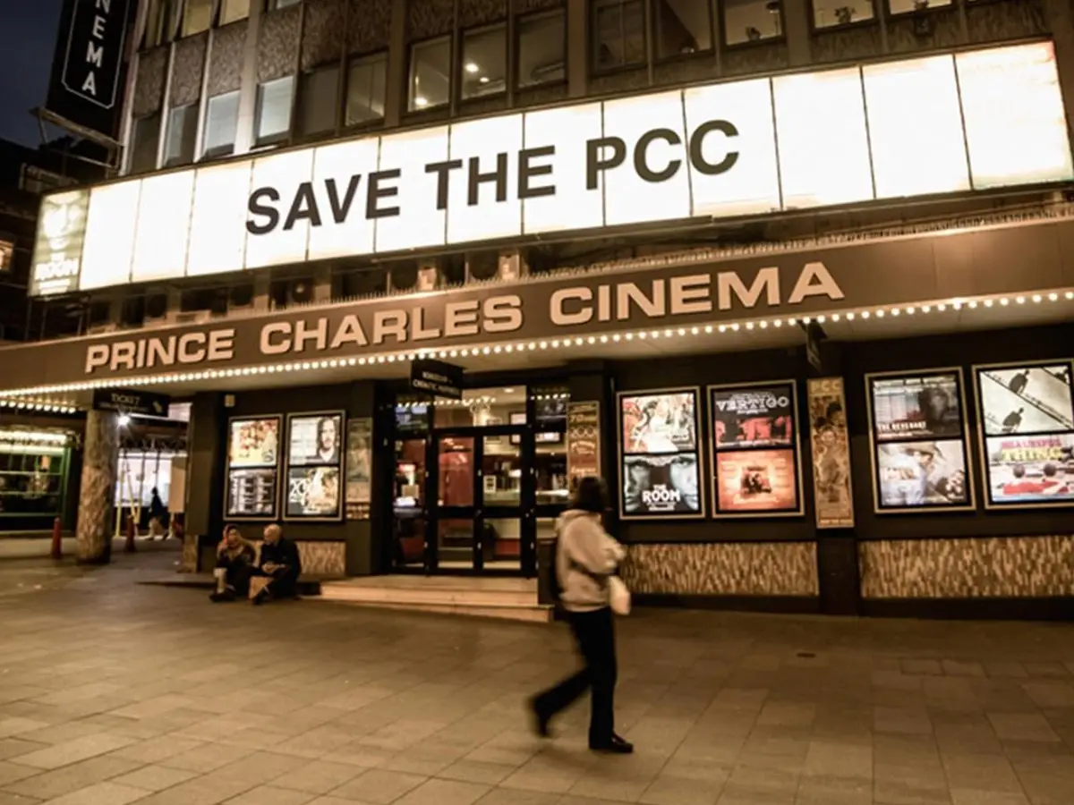 El cine Príncipe Carlos de Londres bajo seria amenaza debido a la disputa con el propietario