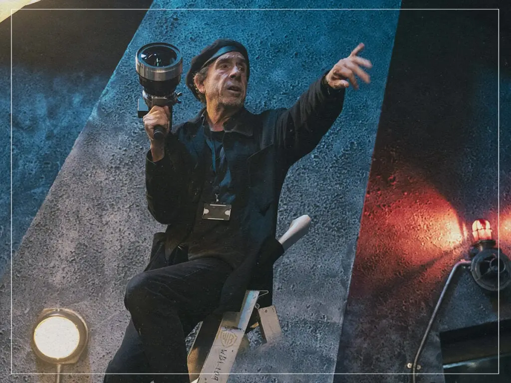 Tim Burton admite que está decepcionado com o cinema, mas isso é óbvio por algum tempo