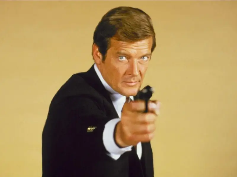 A razão mais estúpida da história de James Bond