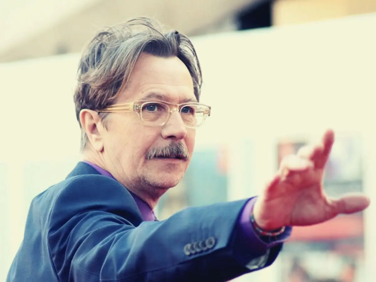 El actor Gary Oldman dijo que perfeccionó la simplicidad absoluta