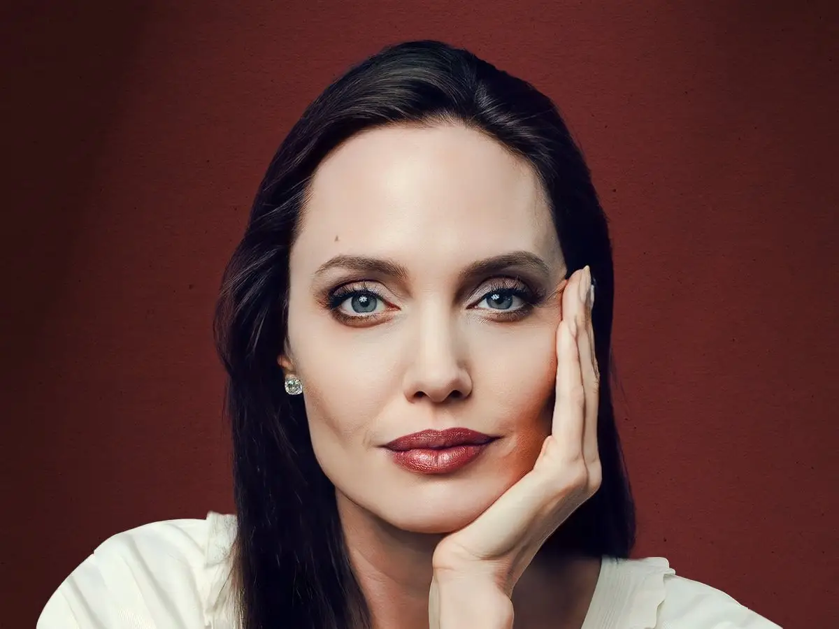 El papel que Angelina Jolie solo jugaría en una condición: eso es en realidad lo que sucedió