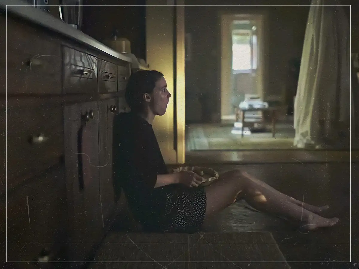 Porque a cena do bolo em uma história fantasma é uma das melhores representações da representação do filme de dor