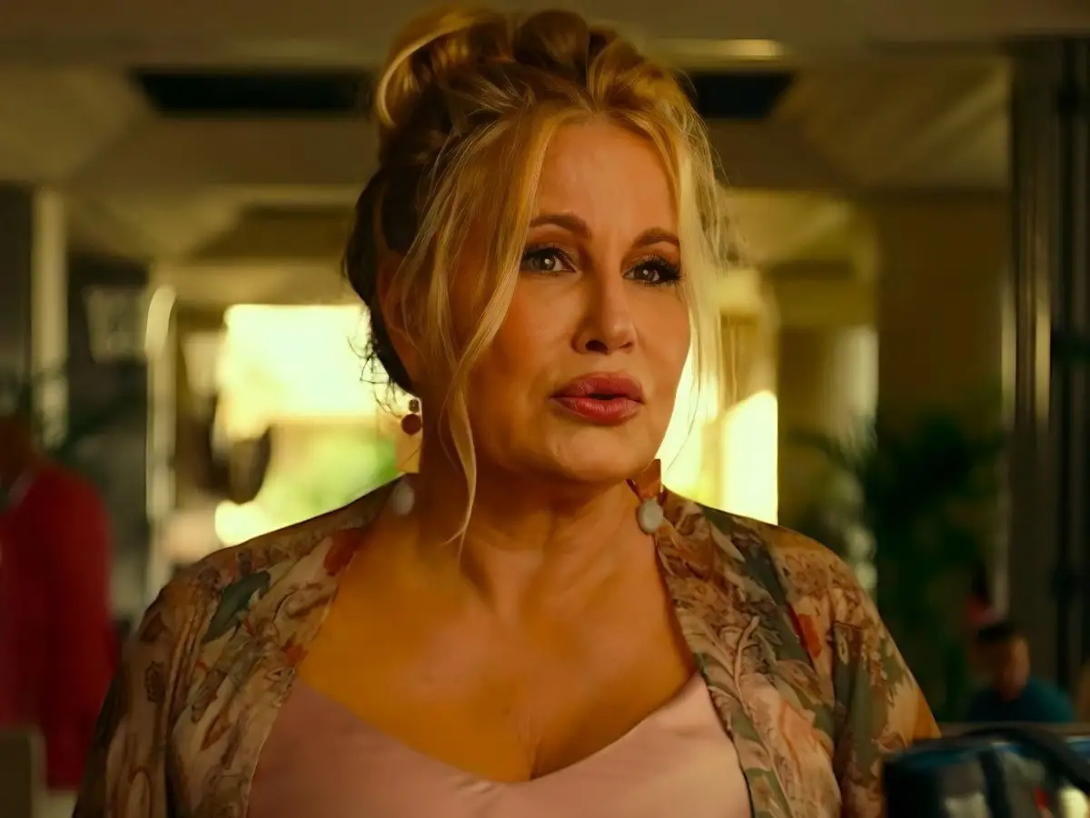 Jennifer Coolidge nombra al actor que quiere interpretarla en una película biográfica