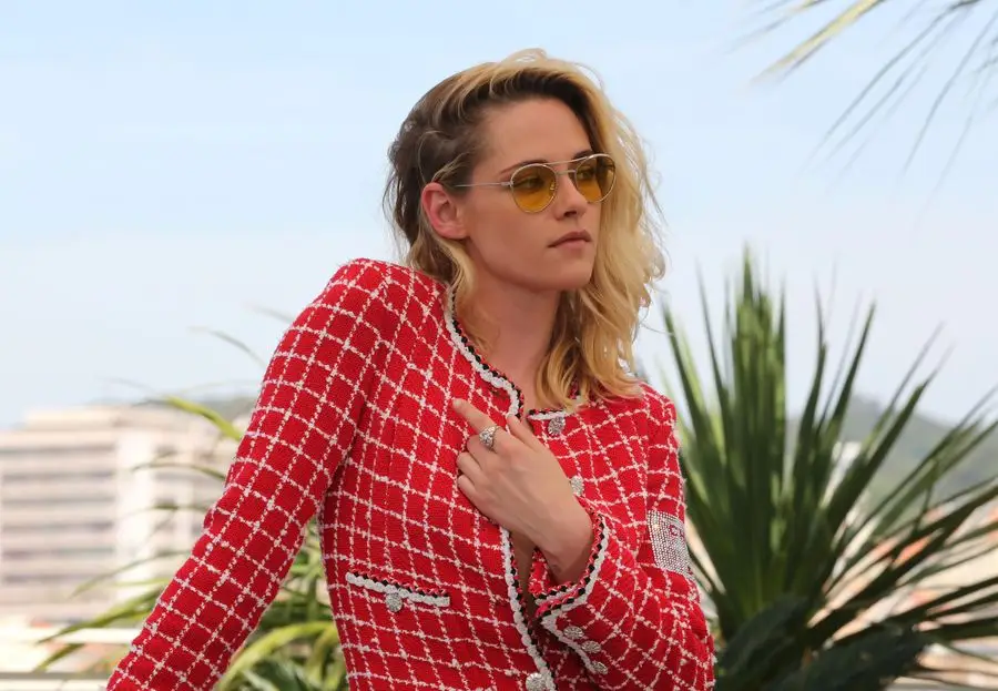 Kristen Stewart escreve o roteiro para uma comédia de gotas