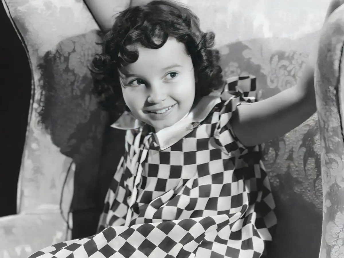 A ator infantil, Cora Sue Collins, morreu em 98 anos