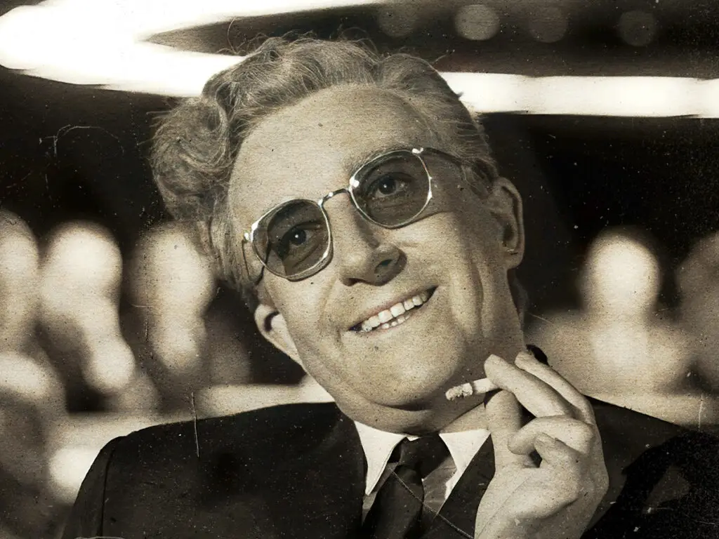Sob o meio da atenção: a explosiva Gurn de Peter Seller no Dr. Strangelove DR