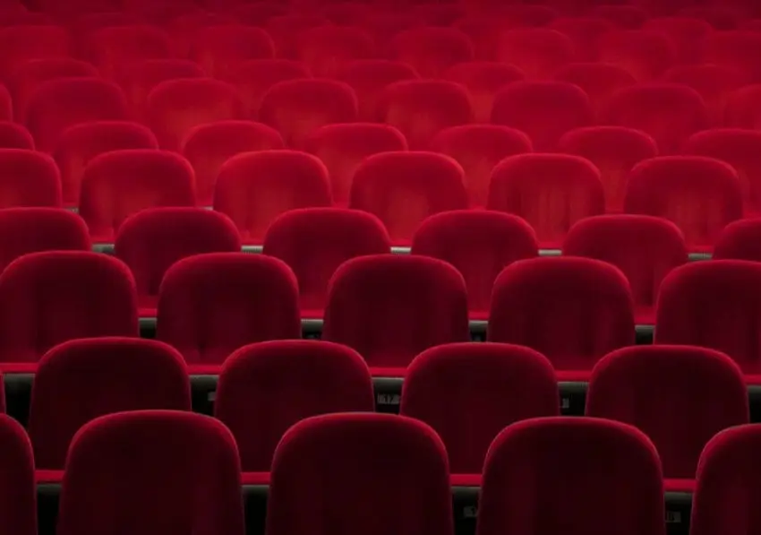 Revisão do cinema: Love and Terror nas planícies de Cry em todos os lugares