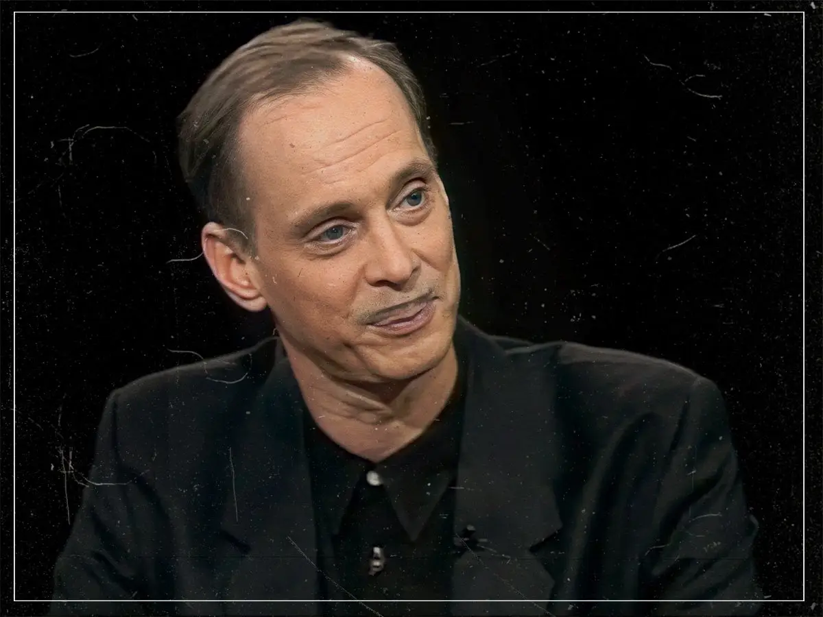 Por qué John Waters realizó una cirugía plástica en Lassie: su raro es diferente de la nuestra