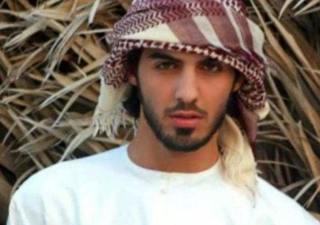 Omar Borkan es actor, poeta y fotógrafo