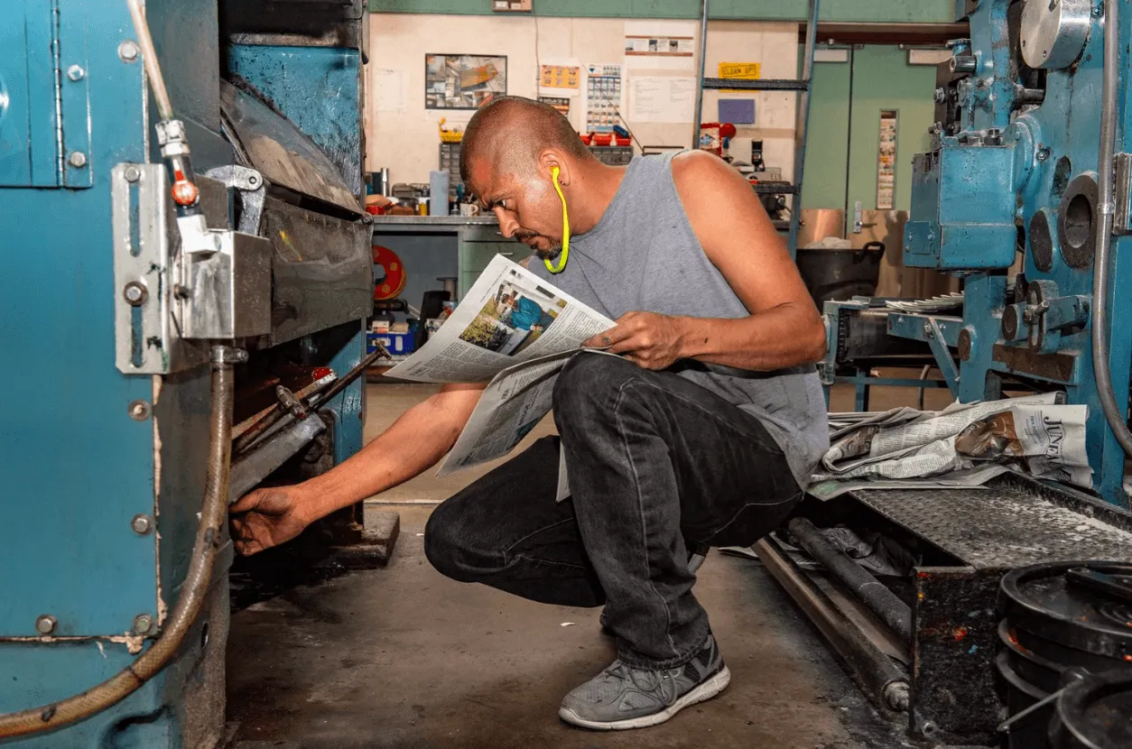 Este fotógrafo está documentando redações de jornais antigos enquanto eles ainda existem' width='1254' height='830' title=