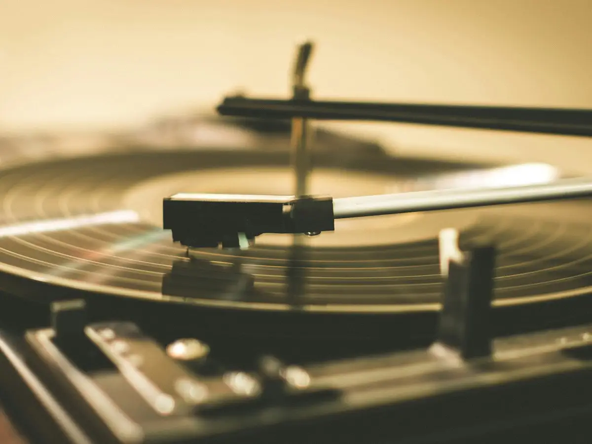 Qual foi a primeira música country da história?