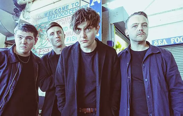 Intervista: Hull Band Life Talk Talk Politics, Touring e FAI -ta são