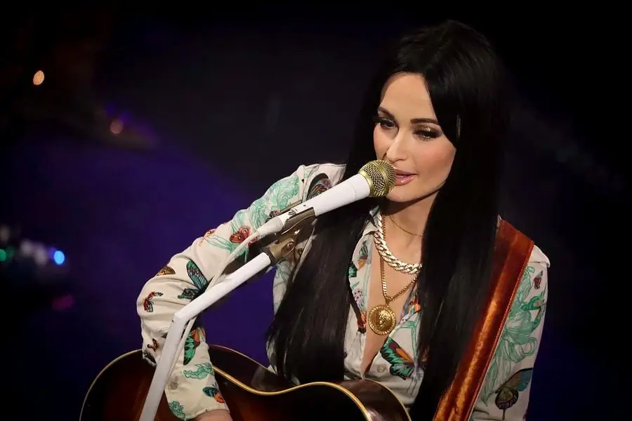 The Architect de Kacey Musgraves: Cómo escribir una canción sobre Dios