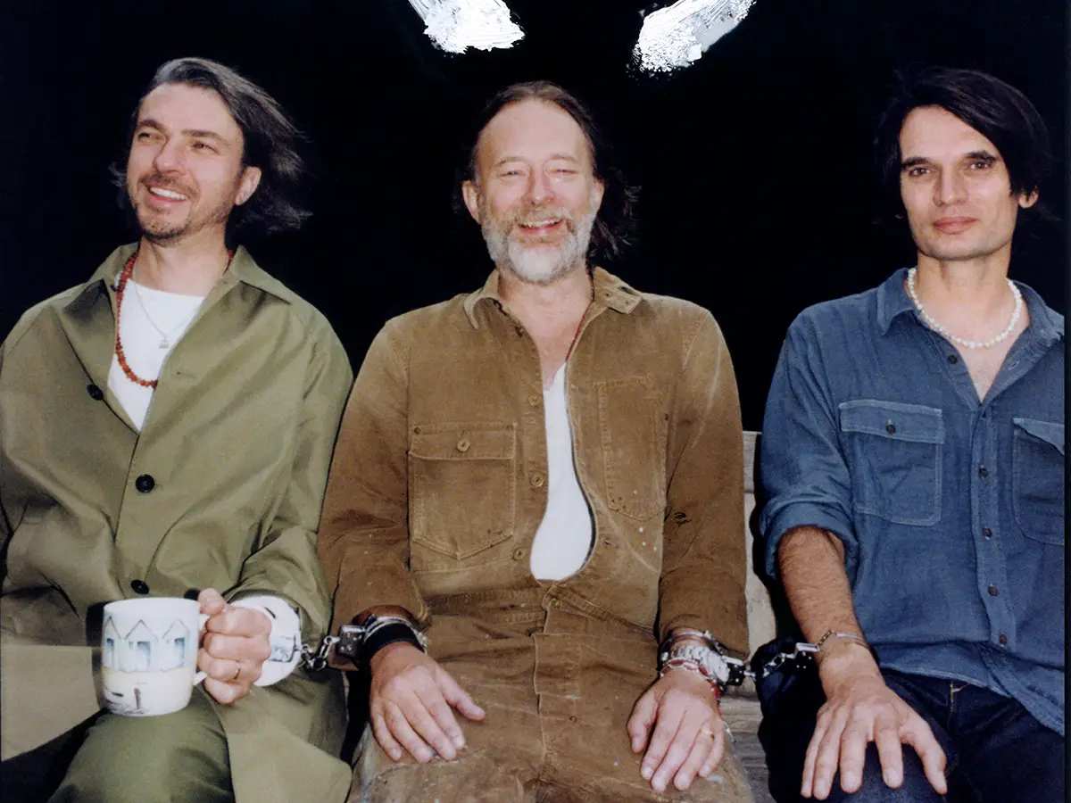 O sorriso remove os shows depois que Jonny Greenwood ocorreu em terapia intensiva